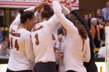 UT senior Brandy Magee (#44, MB), UT junior Lauren Paolini (#3, UTIL), UT sophomore Ashley Engle (#10, S/RS), UT freshman Juliann Faucette (#1, OH) and UT senior Alyson Jennings (#16, L) prepare for the third game.  The Longhorns defeated the Huskers 3-0 o

Filename: SRM_20071024_1948225.jpg
Aperture: f/4.0
Shutter Speed: 1/320
Body: Canon EOS-1D Mark II
Lens: Canon EF 80-200mm f/2.8 L