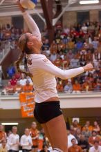 UT sophomore Ashley Engle (#10, S/RS) serves.  The Longhorns defeated the Huskers 3-0 on Wednesday night, October 24, 2007 at Gregory Gym.

Filename: SRM_20071024_1956489.jpg
Aperture: f/4.0
Shutter Speed: 1/400
Body: Canon EOS-1D Mark II
Lens: Canon EF 80-200mm f/2.8 L