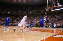 The University of Texas (UT) Longhorns defeated the University of Kansas Jayhawks 72-69 in Austin, Texas on Monday, February 11, 2008.

Filename: SRM_20080211_2233283.jpg
Aperture: f/2.8
Shutter Speed: 1/640
Body: Canon EOS DIGITAL REBEL
Lens: Canon EF 16-35mm f/2.8 L