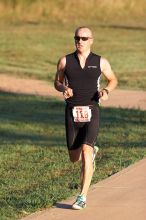 Thomas Miller (bib #129) of Austin placed 2 in his age group (M 30-34) with an overall time of 01:27:49 at The Howdy Du duathlon in Berry Springs Park, Georgetown, Sunday July 6, 2008.

Filename: SRM_20080706_0729480.jpg
Aperture: f/4.0
Shutter Speed: 1/1000
Body: Canon EOS 20D
Lens: Canon EF 300mm f/2.8 L IS