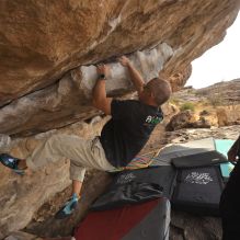 Filename: SRM_20260101_1218390.jpg
Aperture: f/5.6
Shutter Speed: 1/800
Body: Canon EOS R6
Lens: Canon EF 16-35mm f/2.8 L