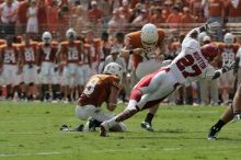 The University of Texas football team defeated the Arkansas Razorbacks with a score of 52-10 in Austin, TX on Saturday, September 27, 2008.

Filename: SRM_20080927_15173047.jpg
Aperture: f/6.3
Shutter Speed: 1/1250
Body: Canon EOS-1D Mark II
Lens: Canon EF 300mm f/2.8 L IS