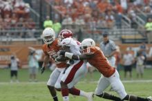 The University of Texas football team defeated the Arkansas Razorbacks with a score of 52-10 in Austin, TX on Saturday, September 27, 2008.

Filename: SRM_20080927_15243886.jpg
Aperture: f/6.3
Shutter Speed: 1/400
Body: Canon EOS-1D Mark II
Lens: Canon EF 300mm f/2.8 L IS