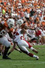 The University of Texas football team defeated the Arkansas Razorbacks with a score of 52-10 in Austin, TX on Saturday, September 27, 2008.

Filename: SRM_20080927_16000018.jpg
Aperture: f/5.6
Shutter Speed: 1/1250
Body: Canon EOS-1D Mark II
Lens: Canon EF 300mm f/2.8 L IS