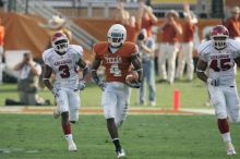 The University of Texas football team defeated the Arkansas Razorbacks with a score of 52-10 in Austin, TX on Saturday, September 27, 2008.

Filename: SRM_20080927_17162081.jpg
Aperture: f/5.6
Shutter Speed: 1/800
Body: Canon EOS-1D Mark II
Lens: Canon EF 300mm f/2.8 L IS