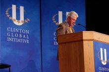 Former President Bill Clinton speaking at the CGIU meeting.  Day one of the 2nd Annual Clinton Global Initiative University (CGIU) meeting was held at The University of Texas at Austin, Friday, February 13, 2009.

Filename: SRM_20090213_16140996.jpg
Aperture: f/4.0
Shutter Speed: 1/100
Body: Canon EOS-1D Mark II
Lens: Canon EF 80-200mm f/2.8 L