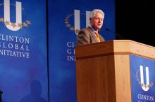 Former President Bill Clinton speaking at the CGIU meeting.  Day one of the 2nd Annual Clinton Global Initiative University (CGIU) meeting was held at The University of Texas at Austin, Friday, February 13, 2009.

Filename: SRM_20090213_16144697.jpg
Aperture: f/4.0
Shutter Speed: 1/80
Body: Canon EOS-1D Mark II
Lens: Canon EF 80-200mm f/2.8 L