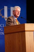 Former President Bill Clinton speaking at the CGIU meeting.  Day one of the 2nd Annual Clinton Global Initiative University (CGIU) meeting was held at The University of Texas at Austin, Friday, February 13, 2009.

Filename: SRM_20090213_16151108.jpg
Aperture: f/4.0
Shutter Speed: 1/80
Body: Canon EOS-1D Mark II
Lens: Canon EF 80-200mm f/2.8 L
