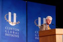 Former President Bill Clinton speaking at the CGIU meeting.  Day one of the 2nd Annual Clinton Global Initiative University (CGIU) meeting was held at The University of Texas at Austin, Friday, February 13, 2009.

Filename: SRM_20090213_16160111.jpg
Aperture: f/4.0
Shutter Speed: 1/60
Body: Canon EOS-1D Mark II
Lens: Canon EF 80-200mm f/2.8 L
