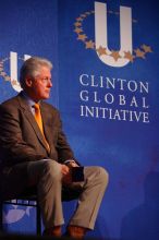 Former President Bill Clinton listens to UT President William Powers Jr. speak at the opening plenary session of the CGIU meeting.  Day one of the 2nd Annual Clinton Global Initiative University (CGIU) meeting was held at The University of Texas at Austin, Friday, February 13, 2009.

Filename: SRM_20090213_16331683.jpg
Aperture: f/4.0
Shutter Speed: 1/200
Body: Canon EOS-1D Mark II
Lens: Canon EF 80-200mm f/2.8 L