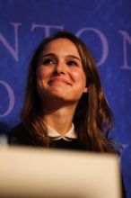 Natalie Portman spoke about micro-loans, especially for women to start their own businesses, in poor and developing countries, at the opening plenary session of the CGIU meeting.  Day one of the 2nd Annual Clinton Global Initiative University (CGIU) meeting was held at The University of Texas at Austin, Friday, February 13, 2009.

Filename: SRM_20090213_16535839.jpg
Aperture: f/2.8
Shutter Speed: 1/400
Body: Canon EOS 20D
Lens: Canon EF 300mm f/2.8 L IS