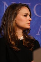 Natalie Portman spoke about micro-loans, especially for women to start their own businesses, in poor and developing countries, at the opening plenary session of the CGIU meeting.  Day one of the 2nd Annual Clinton Global Initiative University (CGIU) meeting was held at The University of Texas at Austin, Friday, February 13, 2009.

Filename: SRM_20090213_16563464.jpg
Aperture: f/2.8
Shutter Speed: 1/400
Body: Canon EOS 20D
Lens: Canon EF 300mm f/2.8 L IS