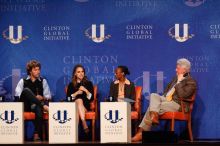 Blake Mycoskie (1-L), founder of TOMS shoes, Natalie Portman (2-L), Mambidzeni Madzivire (2-R), BME graduate student at Mayo Graduate School, and Former President Bill Clinton (1-R) at the first plenary session of the CGIU meeting.  Day one of the 2nd Annual Clinton Global Initiative University (CGIU) meeting was held at The University of Texas at Austin, Friday, February 13, 2009.

Filename: SRM_20090213_17294265.jpg
Aperture: f/5.0
Shutter Speed: 1/250
Body: Canon EOS-1D Mark II
Lens: Canon EF 300mm f/2.8 L IS