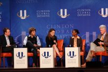 Paul Bell (1-L), president of Dell Global Public, Blake Mycoskie (2-L), founder of TOMS shoes, Natalie Portman (C), Mambidzeni Madzivire (2-R), BME graduate student at Mayo Graduate School, and Former President Bill Clinton (1-R) at the first plenary session of the CGIU meeting.  Day one of the 2nd Annual Clinton Global Initiative University (CGIU) meeting was held at The University of Texas at Austin, Friday, February 13, 2009.

Filename: SRM_20090213_17295670.jpg
Aperture: f/5.0
Shutter Speed: 1/200
Body: Canon EOS-1D Mark II
Lens: Canon EF 300mm f/2.8 L IS