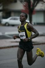 Richmond SunTrust Marathon and McDonald's Half Marathon, on Saturday, November 14, 2009.

Filename: SRM_20091114_08353281.JPG
Aperture: f/2.8
Shutter Speed: 1/1600
Body: Canon EOS-1D Mark II
Lens: Canon EF 80-200mm f/2.8 L