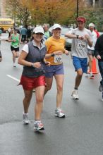 Katie Lannon, Kelly Saalwachter, and John Saalwachter running the Richmond SunTrust Marathon and McDonald's Half Marathon, on Saturday, November 14, 2009.

Filename: SRM_20091114_10325236.JPG
Aperture: f/4.0
Shutter Speed: 1/400
Body: Canon EOS-1D Mark II
Lens: Canon EF 80-200mm f/2.8 L