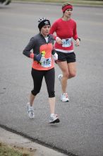 Beth Marek running the Rocket City Marathon on Saturday, December 12, 2009 in Huntsville.

Filename: SRM_20091212_12022535.JPG
Aperture: f/2.8
Shutter Speed: 1/800
Body: Canon EOS-1D Mark II
Lens: Canon EF 80-200mm f/2.8 L