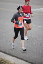 Beth Marek running the Rocket City Marathon on Saturday, December 12, 2009 in Huntsville.

Filename: SRM_20091212_12022638.JPG
Aperture: f/2.8
Shutter Speed: 1/800
Body: Canon EOS-1D Mark II
Lens: Canon EF 80-200mm f/2.8 L