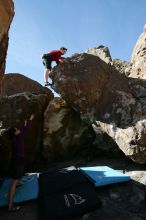 Bouldering during the Hueco Tanks Awesome Fest 14.2.

Filename: srm_20140223_11294007.jpg
Aperture: f/5.6
Shutter Speed: 1/640
Body: Canon EOS-1D Mark II
Lens: Canon EF 16-35mm f/2.8 L