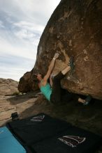 Bouldering during the Hueco Tanks Awesome Fest 14.2.

Filename: srm_20140223_14483458.jpg
Aperture: f/8.0
Shutter Speed: 1/320
Body: Canon EOS-1D Mark II
Lens: Canon EF 16-35mm f/2.8 L