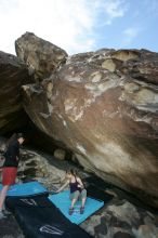 Bouldering during the Hueco Tanks Awesome Fest 14.2.

Filename: srm_20140222_16304815.jpg
Aperture: f/5.6
Shutter Speed: 1/400
Body: Canon EOS-1D Mark II
Lens: Canon EF 16-35mm f/2.8 L