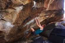 Bouldering in Hueco Tanks on 04/11/2016 with Blue Lizard Climbing and Yoga

Filename: SRM_20160411_1701300.jpg
Aperture: f/3.5
Shutter Speed: 1/320
Body: Canon EOS 20D
Lens: Canon EF 16-35mm f/2.8 L