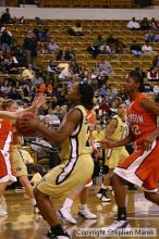 The Georgia Tech women's basketball team played Clemson.

Filename: img_0617_std.jpg
Aperture: f/2.8
Shutter Speed: 1/320
Body: Canon EOS DIGITAL REBEL
Lens: Canon EF 80-200mm f/2.8 L