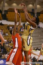 The Georgia Tech women's basketball team played Clemson.

Filename: img_0542_std.jpg
Aperture: f/2.8
Shutter Speed: 1/320
Body: Canon EOS DIGITAL REBEL
Lens: Canon EF 80-200mm f/2.8 L