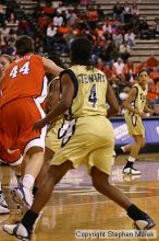 The Georgia Tech women's basketball team played Clemson.

Filename: img_0674_std.jpg
Aperture: f/2.8
Shutter Speed: 1/320
Body: Canon EOS DIGITAL REBEL
Lens: Canon EF 80-200mm f/2.8 L