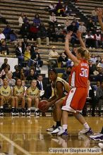 The Georgia Tech women's basketball team played Clemson.

Filename: img_0644_std.jpg
Aperture: f/2.8
Shutter Speed: 1/320
Body: Canon EOS DIGITAL REBEL
Lens: Canon EF 80-200mm f/2.8 L