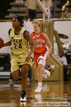 The Georgia Tech women's basketball team played Clemson.

Filename: img_0727_std.jpg
Aperture: f/2.8
Shutter Speed: 1/320
Body: Canon EOS DIGITAL REBEL
Lens: Canon EF 80-200mm f/2.8 L