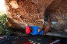 Bouldering in Hueco Tanks on 11/02/2018 with Blue Lizard Climbing and Yoga

Filename: SRM_20181102_1423580.jpg
Aperture: f/4.5
Shutter Speed: 1/250
Body: Canon EOS-1D Mark II
Lens: Canon EF 16-35mm f/2.8 L