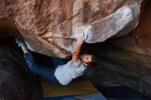 Bouldering in Hueco Tanks on 12/01/2018 with Blue Lizard Climbing and Yoga

Filename: SRM_20181201_1516260.jpg
Aperture: f/4.0
Shutter Speed: 1/320
Body: Canon EOS-1D Mark II
Lens: Canon EF 16-35mm f/2.8 L