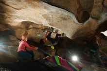 Bouldering in Hueco Tanks on 12/08/2018 with Blue Lizard Climbing and Yoga

Filename: SRM_20181208_1313340.jpg
Aperture: f/8.0
Shutter Speed: 1/200
Body: Canon EOS-1D Mark II
Lens: Canon EF 16-35mm f/2.8 L
