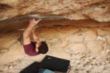 Bouldering in Hueco Tanks on 12/08/2018 with Blue Lizard Climbing and Yoga

Filename: SRM_20181208_1624440.jpg
Aperture: f/4.5
Shutter Speed: 1/250
Body: Canon EOS-1D Mark II
Lens: Canon EF 16-35mm f/2.8 L