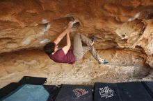 Bouldering in Hueco Tanks on 12/08/2018 with Blue Lizard Climbing and Yoga

Filename: SRM_20181208_1624580.jpg
Aperture: f/5.6
Shutter Speed: 1/250
Body: Canon EOS-1D Mark II
Lens: Canon EF 16-35mm f/2.8 L