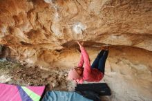 Bouldering in Hueco Tanks on 12/08/2018 with Blue Lizard Climbing and Yoga

Filename: SRM_20181208_1707540.jpg
Aperture: f/4.0
Shutter Speed: 1/250
Body: Canon EOS-1D Mark II
Lens: Canon EF 16-35mm f/2.8 L