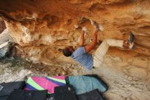 Bouldering in Hueco Tanks on 12/08/2018 with Blue Lizard Climbing and Yoga

Filename: SRM_20181208_1729530.jpg
Aperture: f/4.0
Shutter Speed: 1/250
Body: Canon EOS-1D Mark II
Lens: Canon EF 16-35mm f/2.8 L