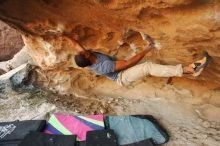 Bouldering in Hueco Tanks on 12/08/2018 with Blue Lizard Climbing and Yoga

Filename: SRM_20181208_1729590.jpg
Aperture: f/4.0
Shutter Speed: 1/250
Body: Canon EOS-1D Mark II
Lens: Canon EF 16-35mm f/2.8 L