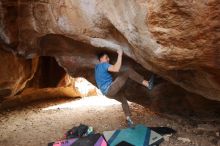 Bouldering in Hueco Tanks on 12/21/2018 with Blue Lizard Climbing and Yoga

Filename: SRM_20181221_1420220.jpg
Aperture: f/4.0
Shutter Speed: 1/250
Body: Canon EOS-1D Mark II
Lens: Canon EF 16-35mm f/2.8 L