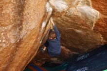 Bouldering in Hueco Tanks on 12/24/2018 with Blue Lizard Climbing and Yoga

Filename: SRM_20181224_1116260.jpg
Aperture: f/2.8
Shutter Speed: 1/320
Body: Canon EOS-1D Mark II
Lens: Canon EF 50mm f/1.8 II