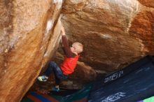 Bouldering in Hueco Tanks on 12/24/2018 with Blue Lizard Climbing and Yoga

Filename: SRM_20181224_1121390.jpg
Aperture: f/2.8
Shutter Speed: 1/250
Body: Canon EOS-1D Mark II
Lens: Canon EF 50mm f/1.8 II