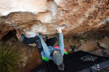 Bouldering in Hueco Tanks on 01/01/2019 with Blue Lizard Climbing and Yoga

Filename: SRM_20190101_1106570.jpg
Aperture: f/4.0
Shutter Speed: 1/250
Body: Canon EOS-1D Mark II
Lens: Canon EF 16-35mm f/2.8 L