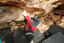 Bouldering in Hueco Tanks on 01/02/2019 with Blue Lizard Climbing and Yoga

Filename: SRM_20190102_1543380.jpg
Aperture: f/6.3
Shutter Speed: 1/320
Body: Canon EOS-1D Mark II
Lens: Canon EF 16-35mm f/2.8 L