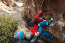 Bouldering in Hueco Tanks on 01/02/2019 with Blue Lizard Climbing and Yoga

Filename: SRM_20190102_1724410.jpg
Aperture: f/4.0
Shutter Speed: 1/250
Body: Canon EOS-1D Mark II
Lens: Canon EF 50mm f/1.8 II