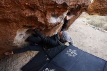 Bouldering in Hueco Tanks on 01/13/2019 with Blue Lizard Climbing and Yoga

Filename: SRM_20190113_1042360.jpg
Aperture: f/4.0
Shutter Speed: 1/200
Body: Canon EOS-1D Mark II
Lens: Canon EF 16-35mm f/2.8 L