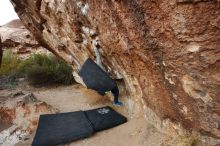 Bouldering in Hueco Tanks on 01/14/2019 with Blue Lizard Climbing and Yoga

Filename: SRM_20190114_1738580.jpg
Aperture: f/5.0
Shutter Speed: 1/200
Body: Canon EOS-1D Mark II
Lens: Canon EF 16-35mm f/2.8 L