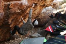 Bouldering in Hueco Tanks on 01/14/2019 with Blue Lizard Climbing and Yoga

Filename: SRM_20190114_1110250.jpg
Aperture: f/2.8
Shutter Speed: 1/250
Body: Canon EOS-1D Mark II
Lens: Canon EF 50mm f/1.8 II