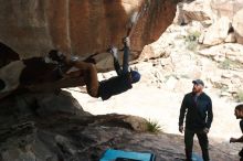 Bouldering in Hueco Tanks on 01/20/2019 with Blue Lizard Climbing and Yoga

Filename: SRM_20190120_1451110.jpg
Aperture: f/6.3
Shutter Speed: 1/250
Body: Canon EOS-1D Mark II
Lens: Canon EF 50mm f/1.8 II