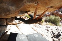 Bouldering in Hueco Tanks on 01/27/2019 with Blue Lizard Climbing and Yoga

Filename: SRM_20190127_1019360.jpg
Aperture: f/8.0
Shutter Speed: 1/250
Body: Canon EOS-1D Mark II
Lens: Canon EF 16-35mm f/2.8 L